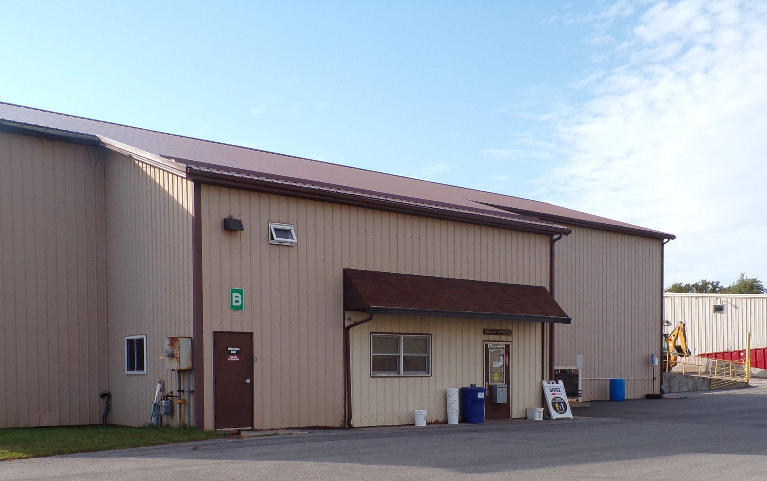 Town Highway Bldg B highway office